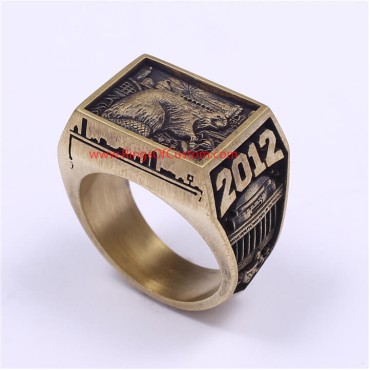 2012 MIT College Graduate Ring, 2012 MIT Grad Rat ring, Custom MIT Class Ring 2012 MIT College Graduate Ring, 2012 MIT Grad Rat ring, Custom MIT Class Ring
